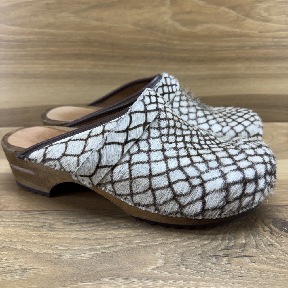 Sanita Wooden Clogs Calf Hair Womens 8.5 EU 39 Reptile Print Snake Pattern Mule